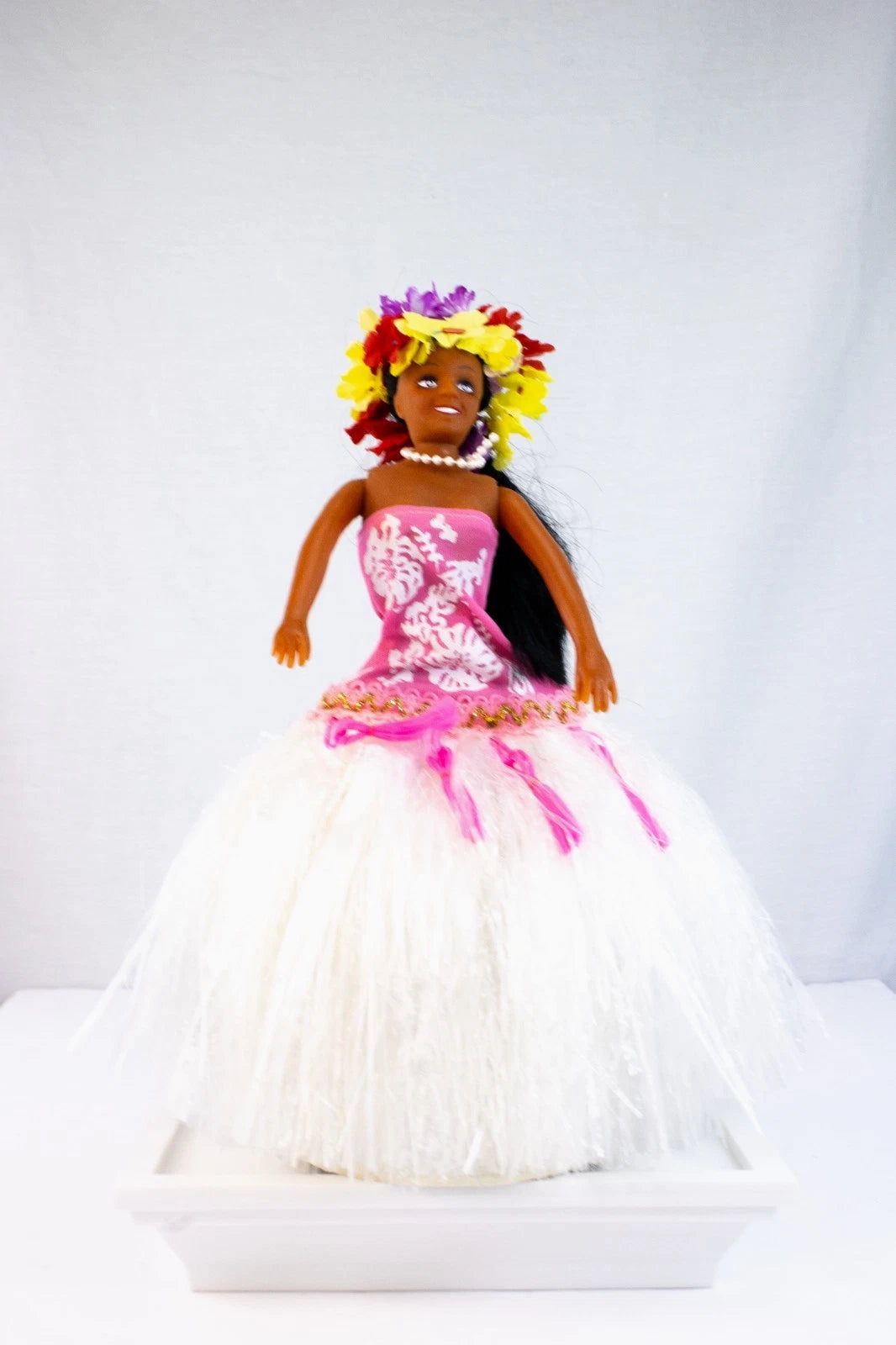 MY HAWAII 1998 HULA GIRL MUSICAL DANCING DOLL – PEARLY SHELLS – SOUND ACTIVATED