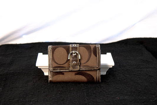 Coach Brown Signature C Trifold Wallet Buckle Strap Zip Coin Pocket