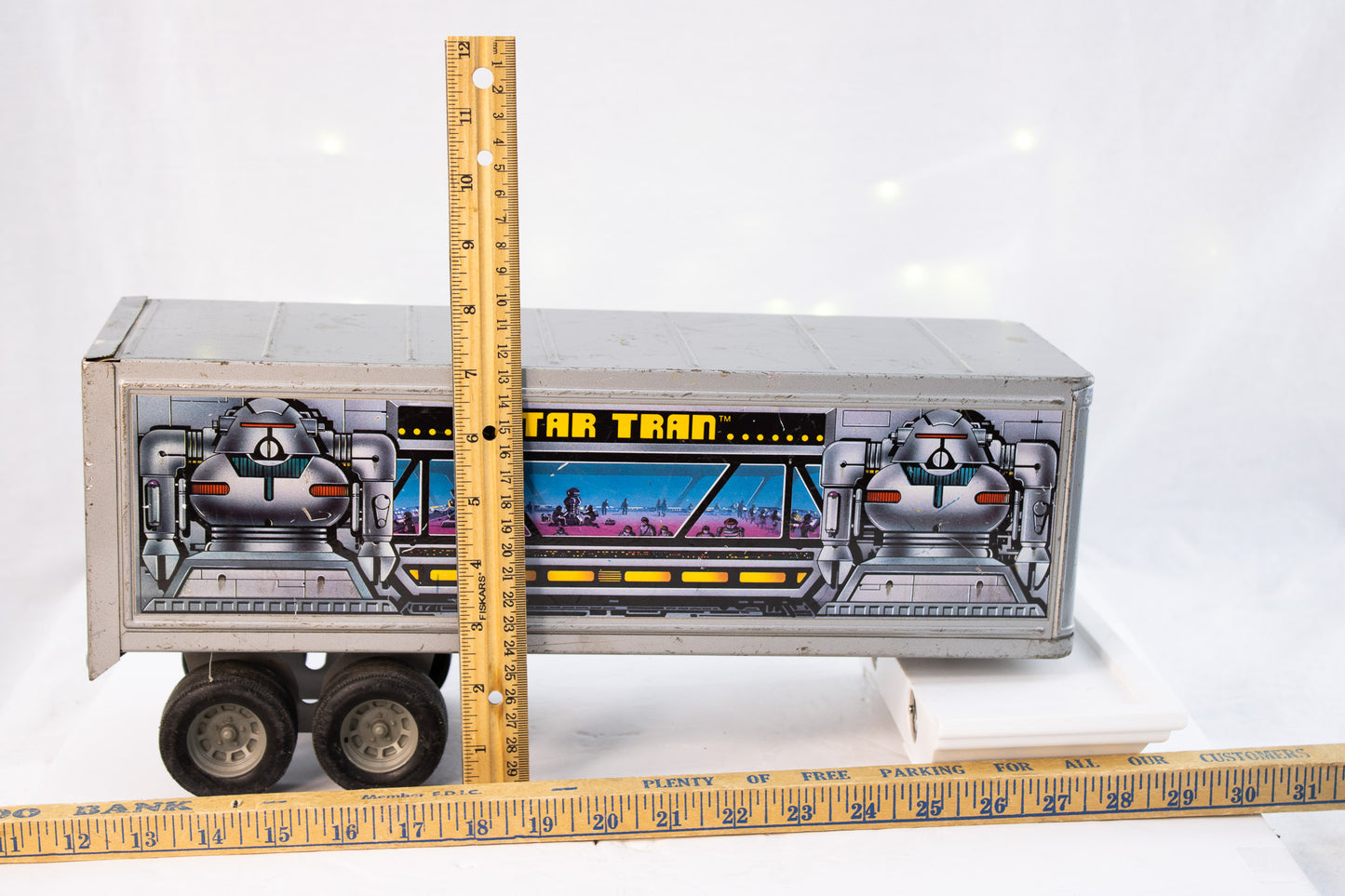 Vintage ERtl Star Tran™ Sci-Fi Trailer – 1970s Futuristic Tin Toy