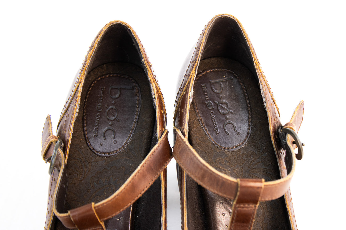 b.ø.c. Brown Leather Mary Jane Heels | Women’s Size 6.5 | Classic Comfort Style