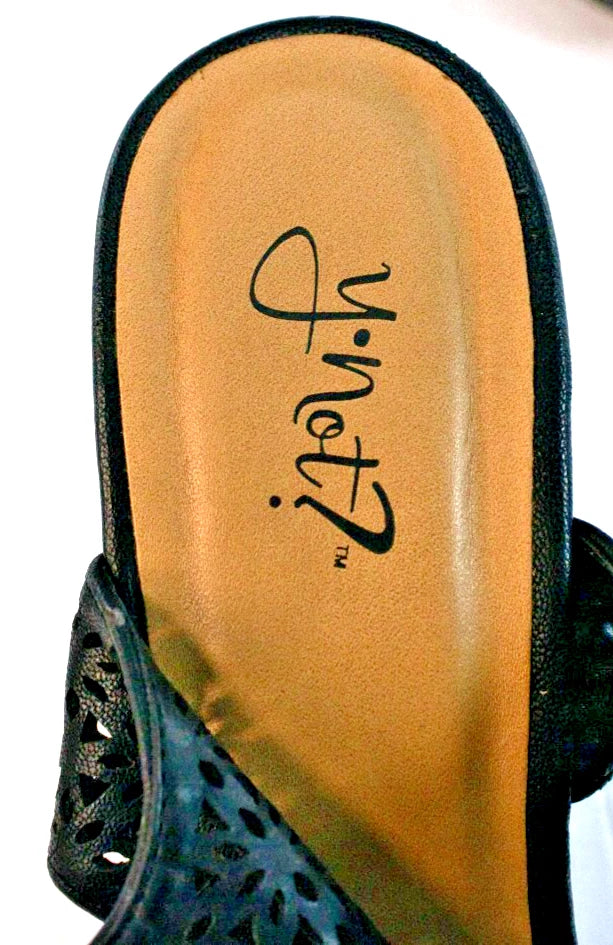 ✨ Y-Not? Black Wedge Sandals – Women’s Size 8 – Strappy Cutout Style ✨