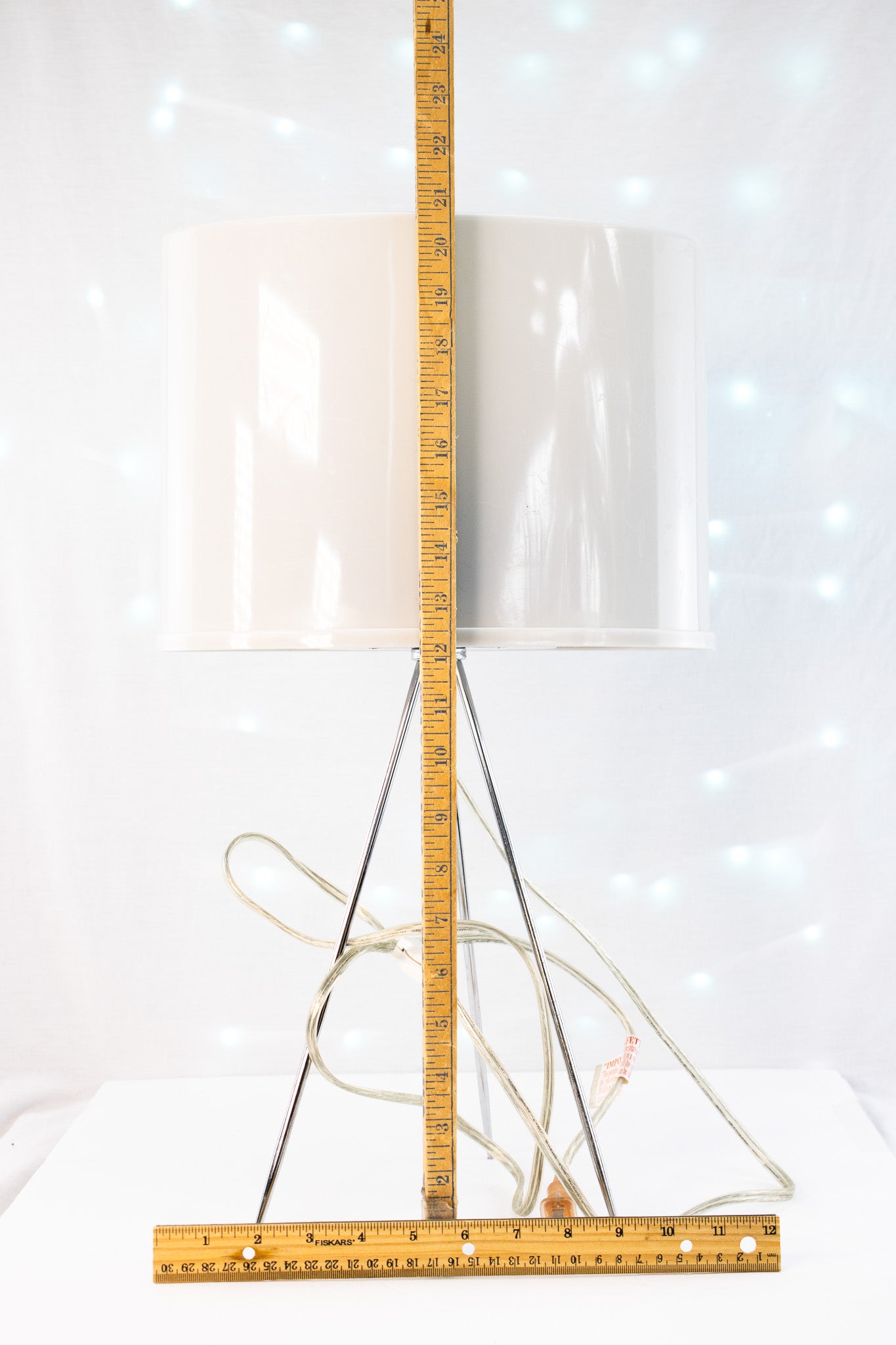 Modern Tripod Table Lamp with White Drum Shade – Chrome Accent Lighting