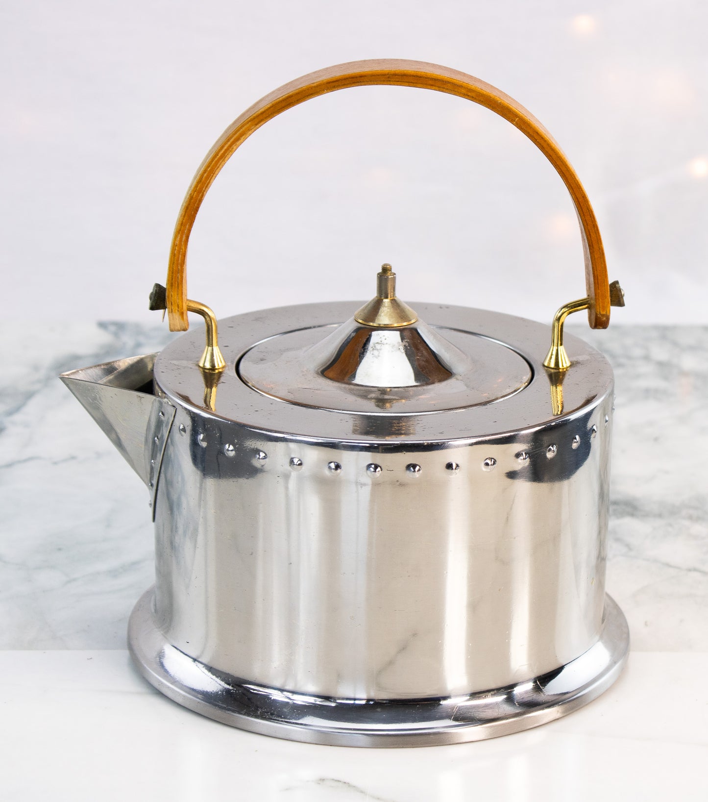 Aluminum Tea Kettle | Wood Handle Stovetop Kettle | 1950s–60s