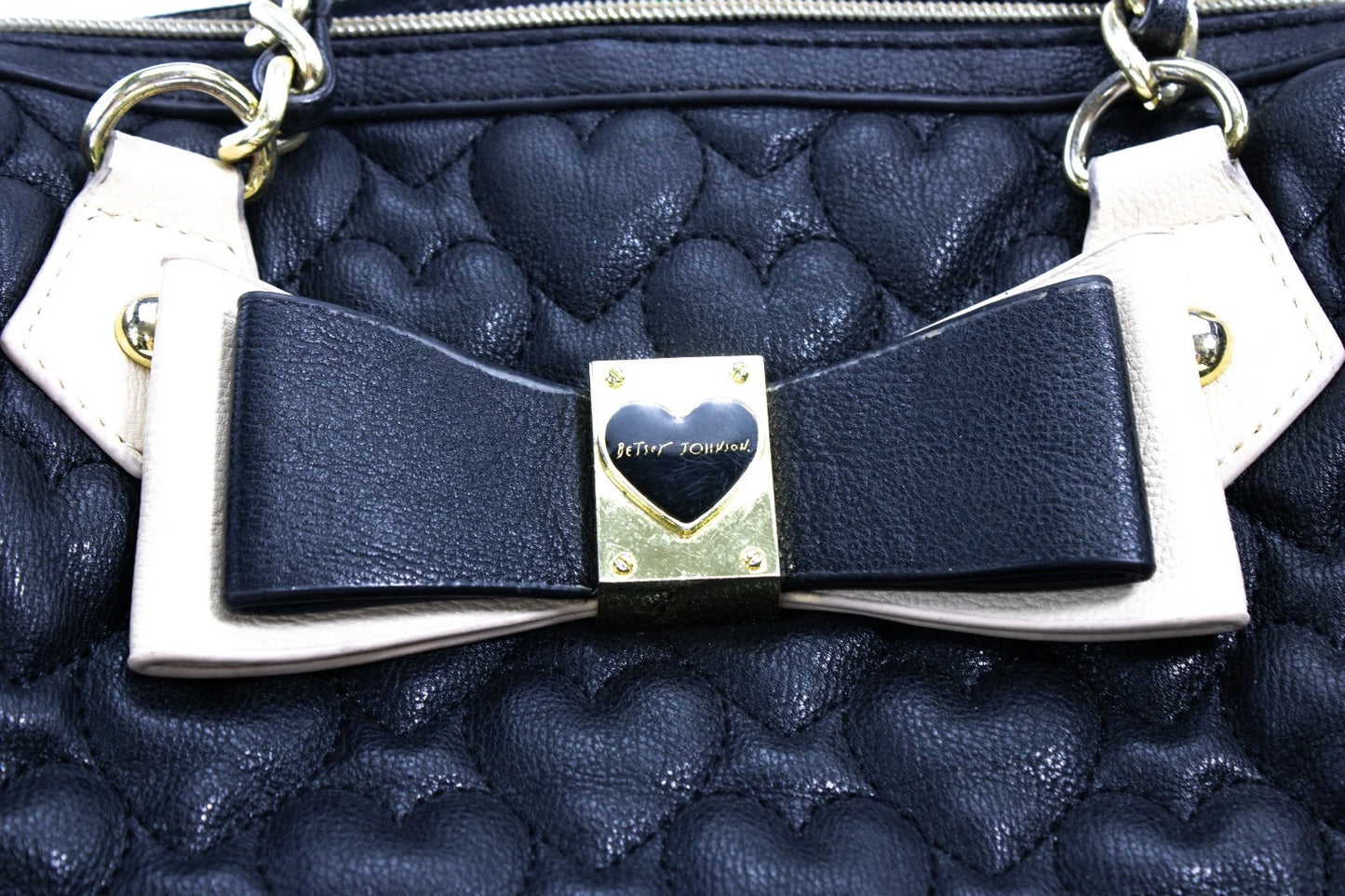 Betsey Johnson Black Quilted Satchel Heart Purse Bow Bag Floral Lining 💕