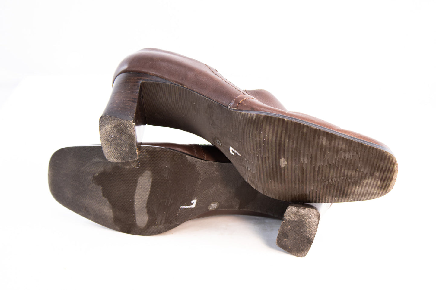 Hillard and Hanson Brown Leather Heeled Loafers Women’s Size 7