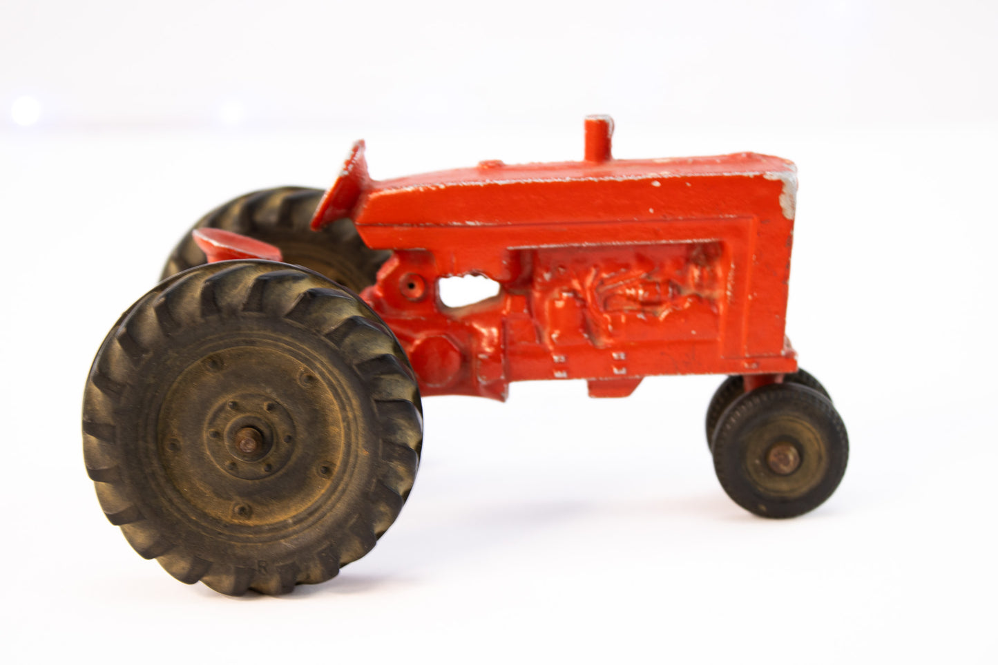 Vintage Diecast Farm Toy Lot – Tractors Bulldozers & Equipment | Rustic Display