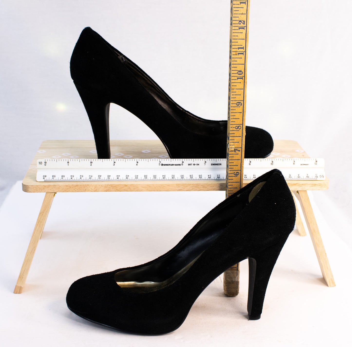 Steve Madden Black Suede Pumps | Women’s Size 8.5 | Classic Heels