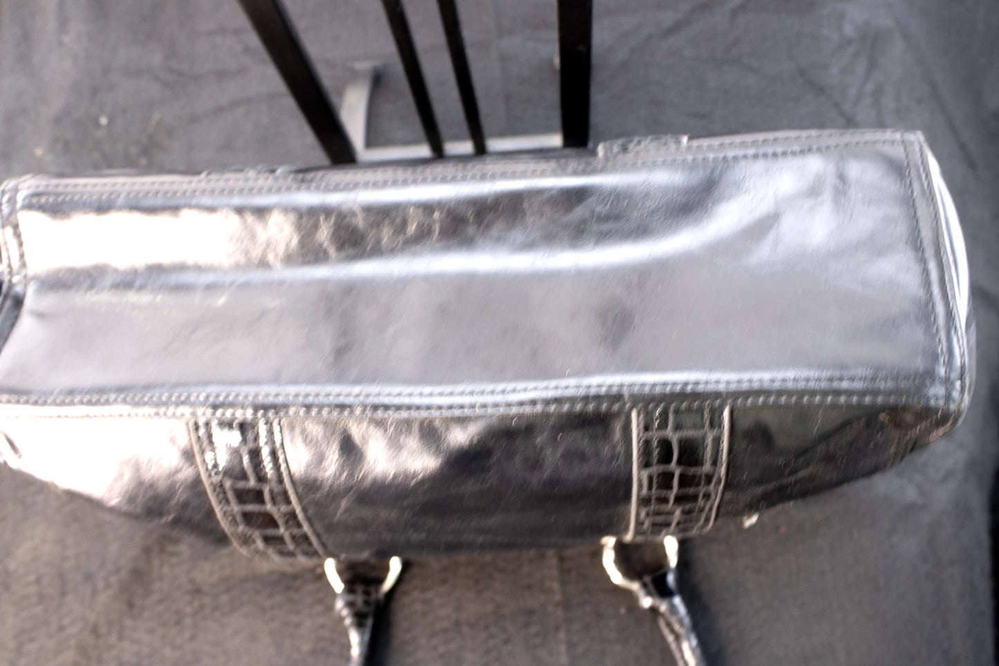 ✨ Diverso Black Patent-Trim Leather Tote – Made in Spain – Triple Compartment