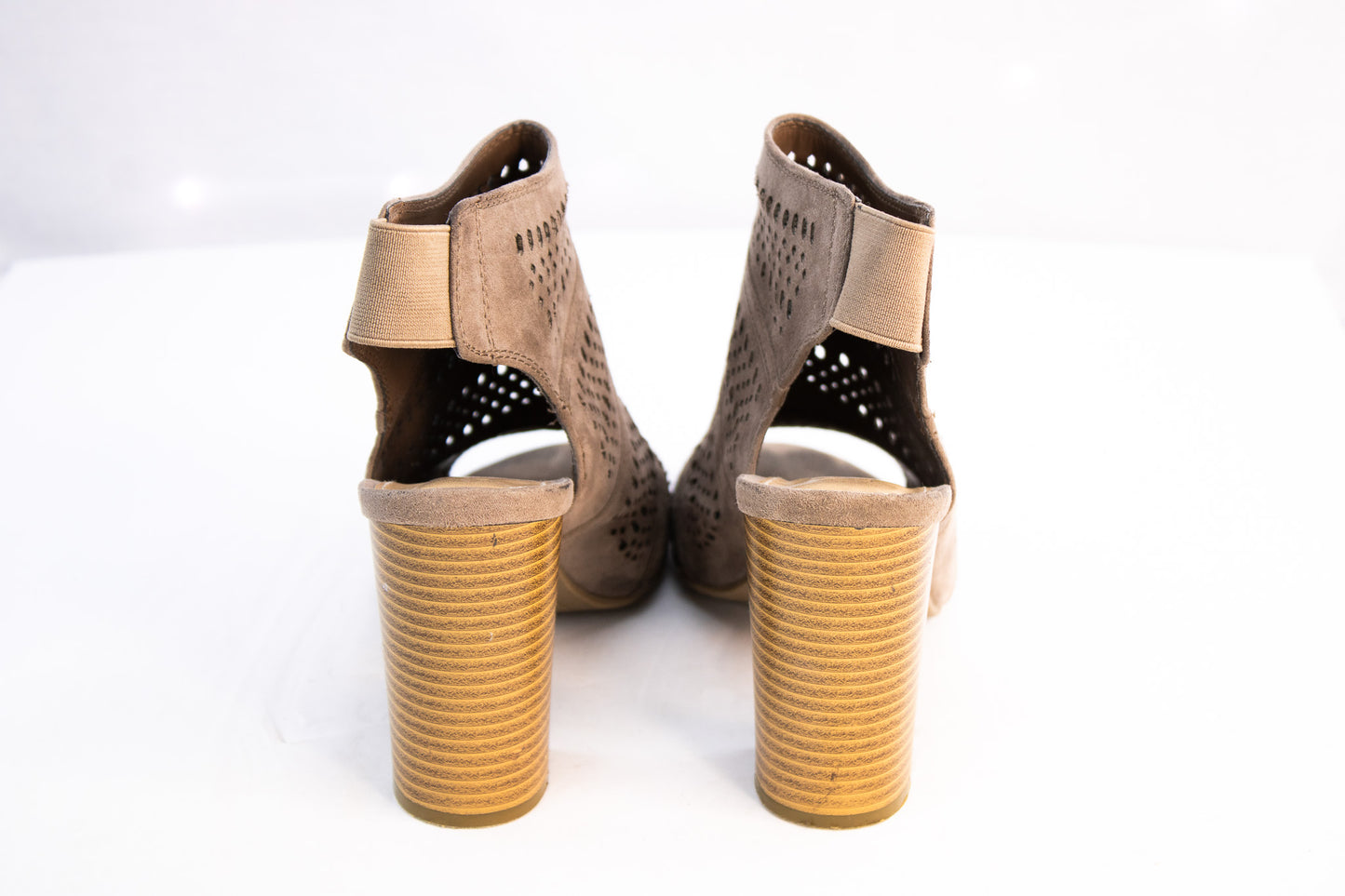 Lauren Conrad Taupe Suede Slingback Heels – Women’s 7.5 Block Heel Sandals