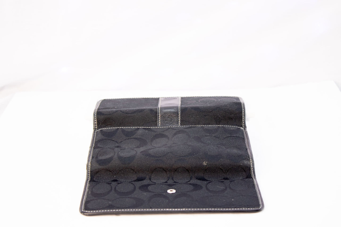 Coach Signature Black Shoulder Bag Purse w Matching Wallet Set