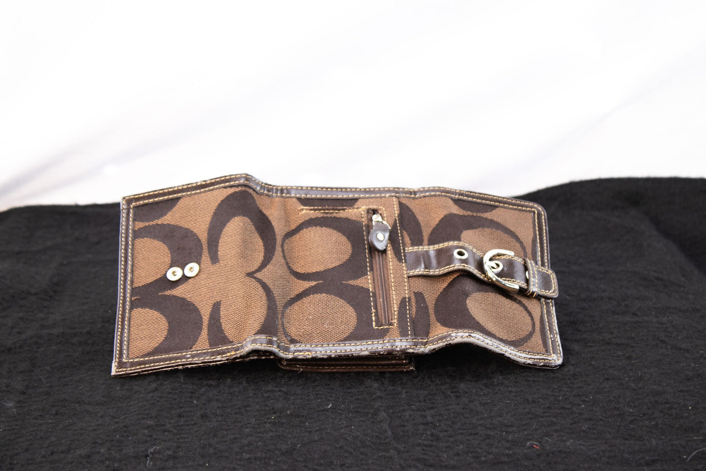 Coach Brown Signature C Trifold Wallet Buckle Strap Zip Coin Pocket