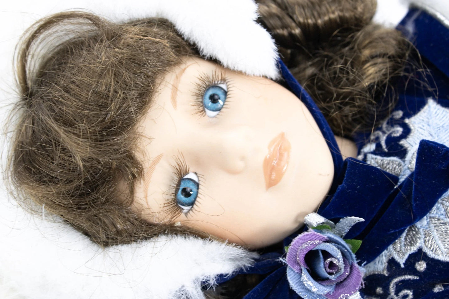 Dan Dee Collector’s Choice Winter Holiday Porcelain Doll Blue Velvet Coat 18" VT