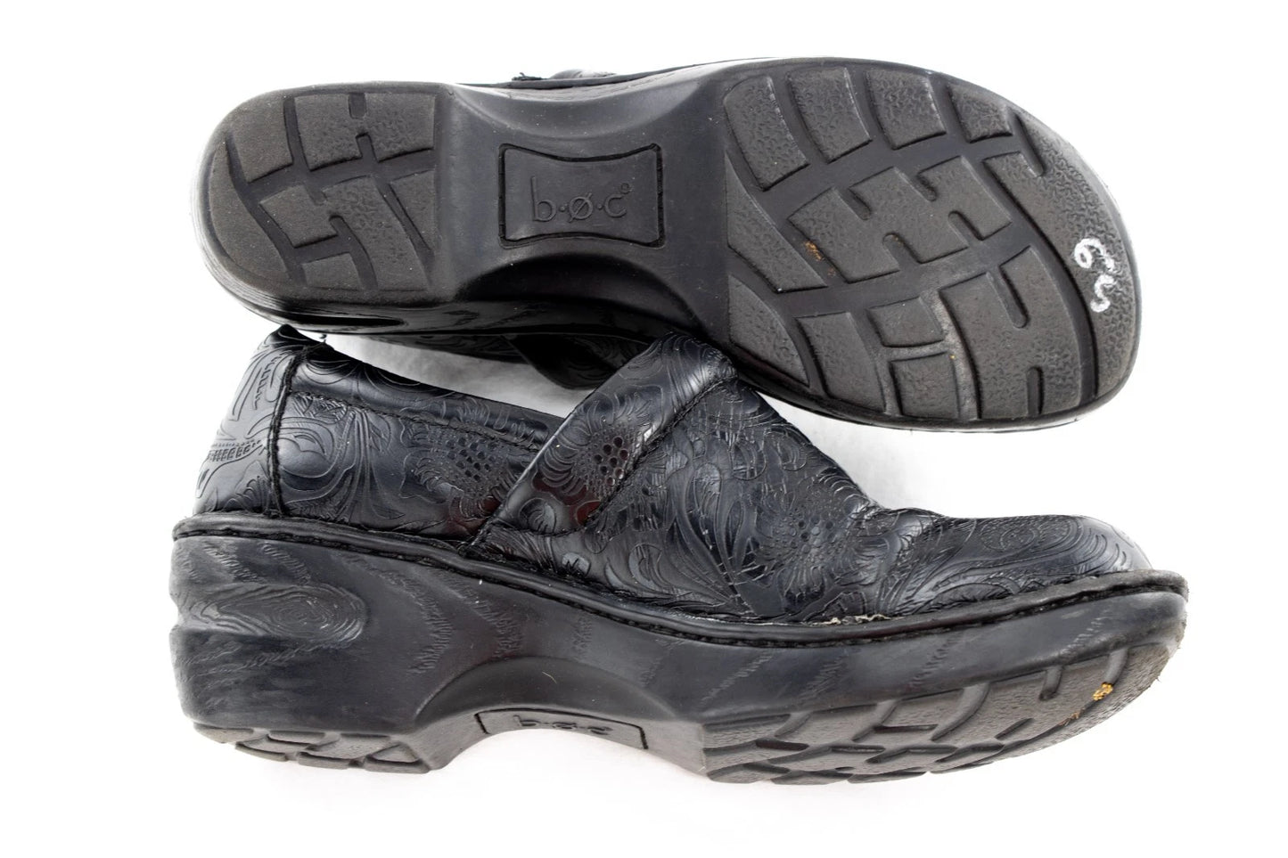 B.O.C. Tooled Black Leather Look Clogs – Women’s 9M Slip-On Comfort Work Shoes