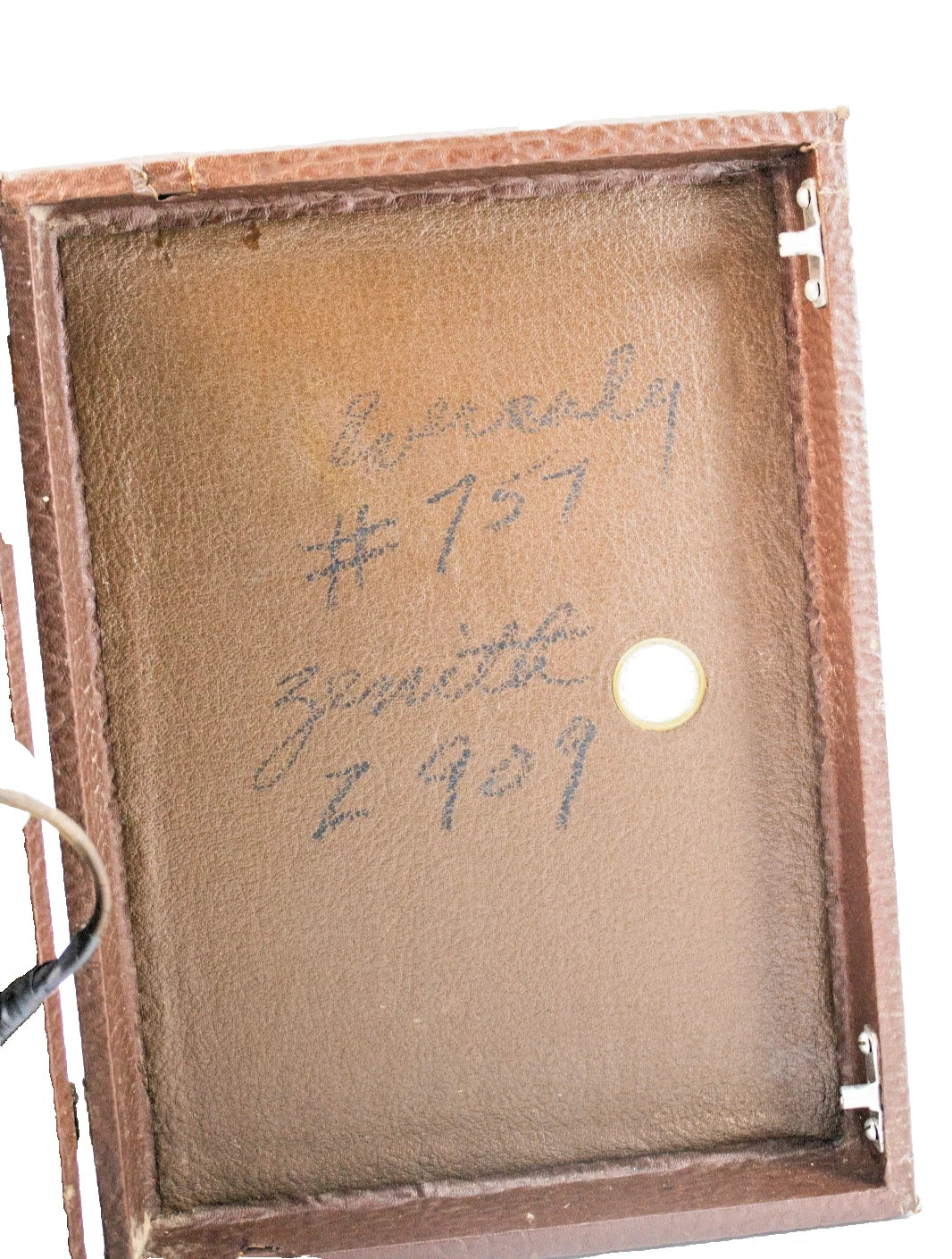 Working Vintage Zenith Tube Radio Z909 — Brown Leatherette Case Illuminated Dial