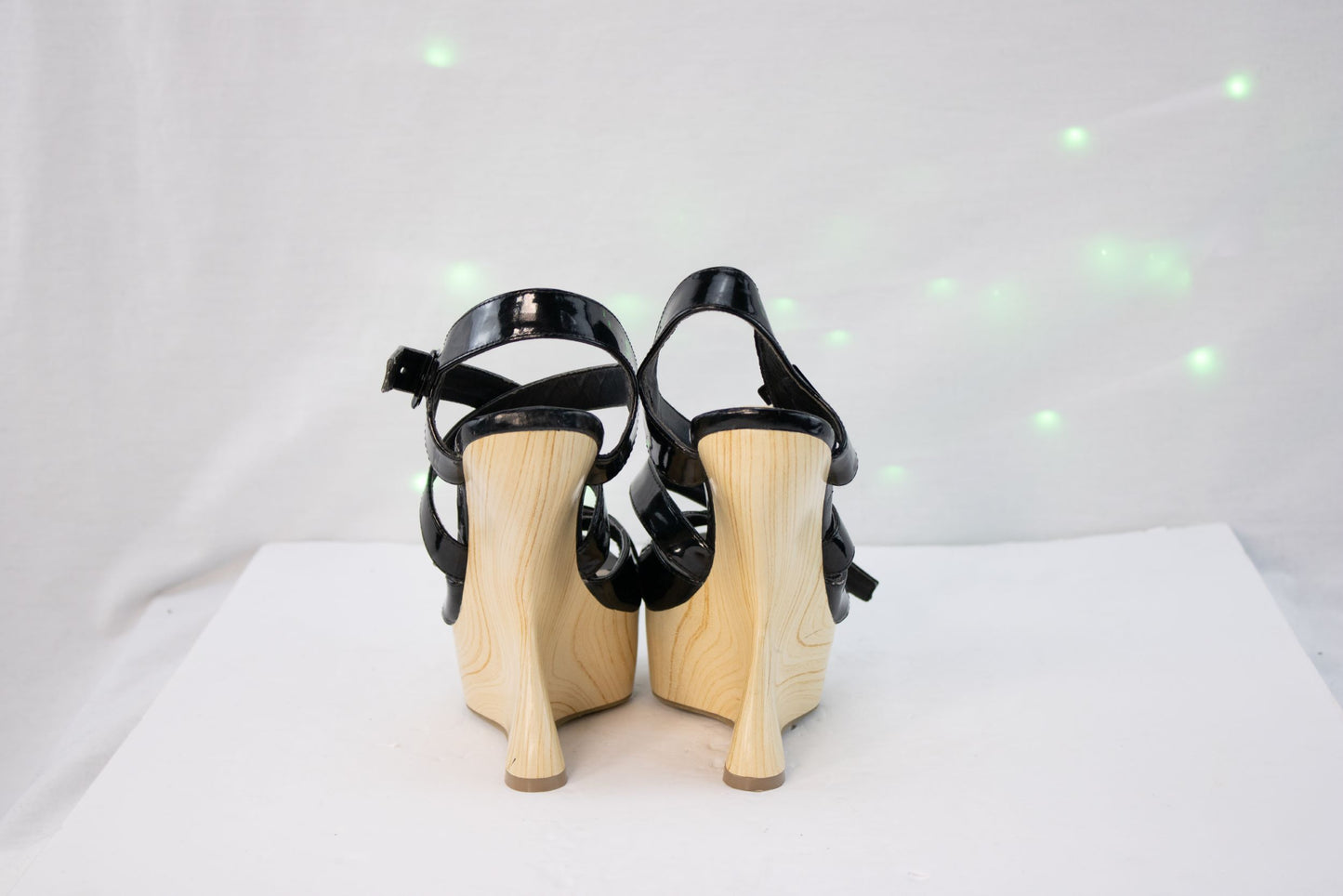 Dollhouse Black Patent Platform Wedge Heels – Women’s 6.5